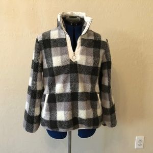 Textured fleece pullover